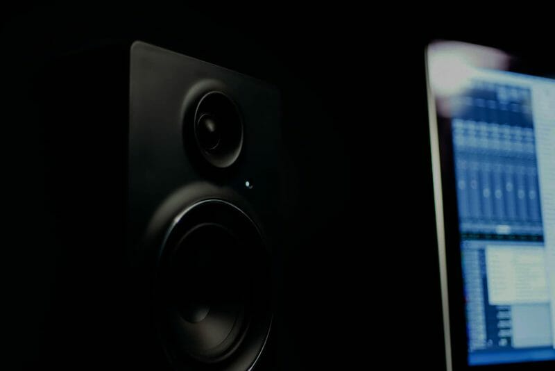 studio monitor speaker