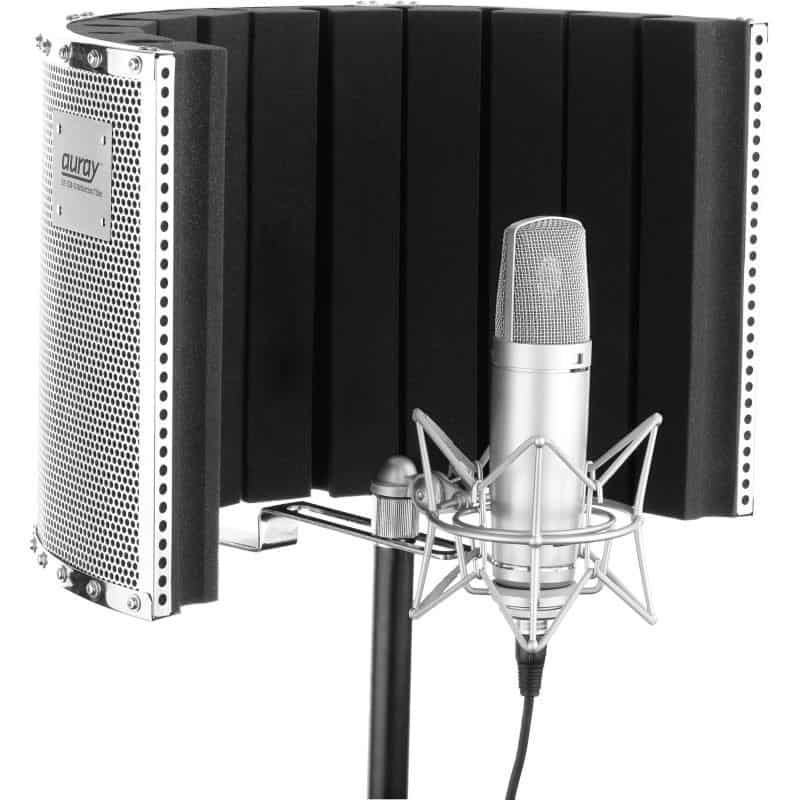 condenser microphone with a reflection panel