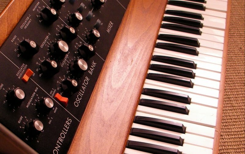 moog synthesizer