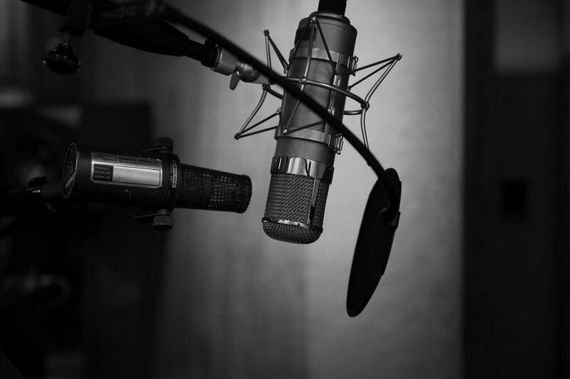 recording with two microphones